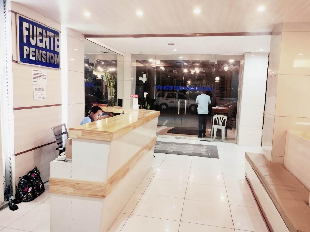 Fuente Hotel De Cebu Exterior foto